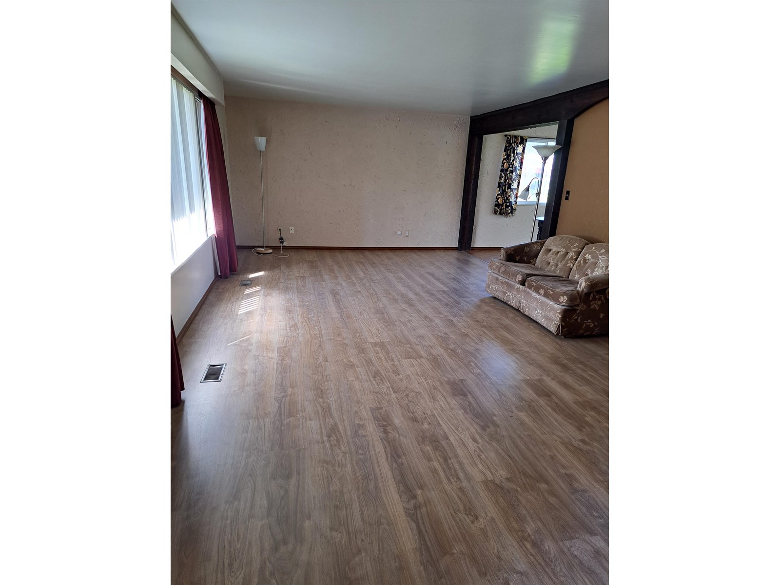14073 113 Avenue, Surrey, British Columbia  V3R 2J9 - Photo 4 - R2985999