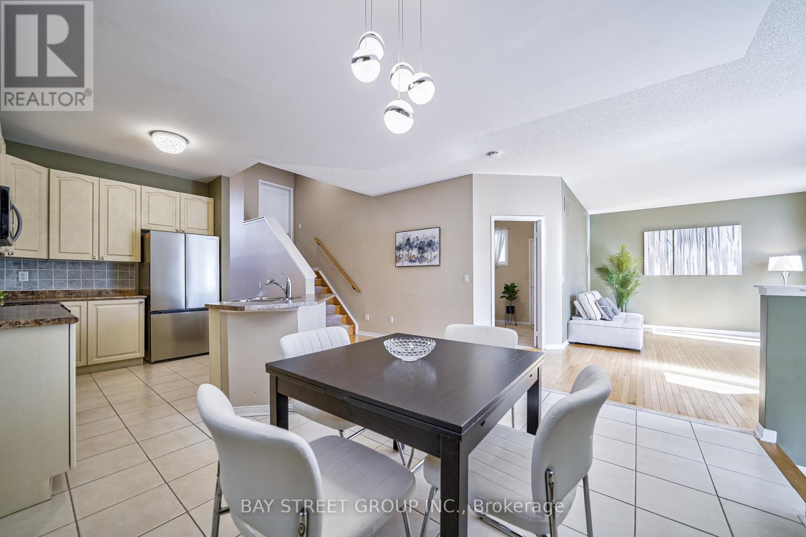 21 Loughlin Hill Crescent, Ajax, Ontario  L1Z 1P8 - Photo 14 - E12064987