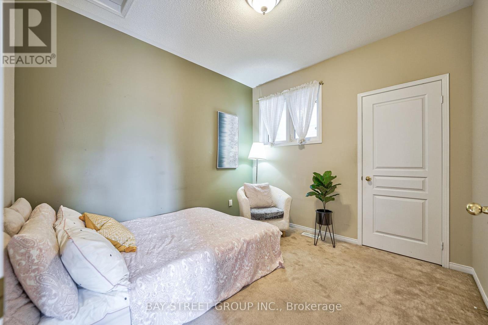 21 Loughlin Hill Crescent, Ajax, Ontario  L1Z 1P8 - Photo 17 - E12064987