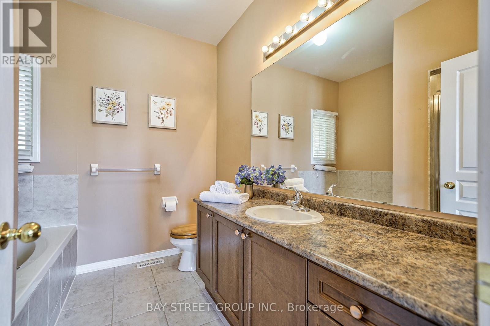 21 Loughlin Hill Crescent, Ajax, Ontario  L1Z 1P8 - Photo 22 - E12064987
