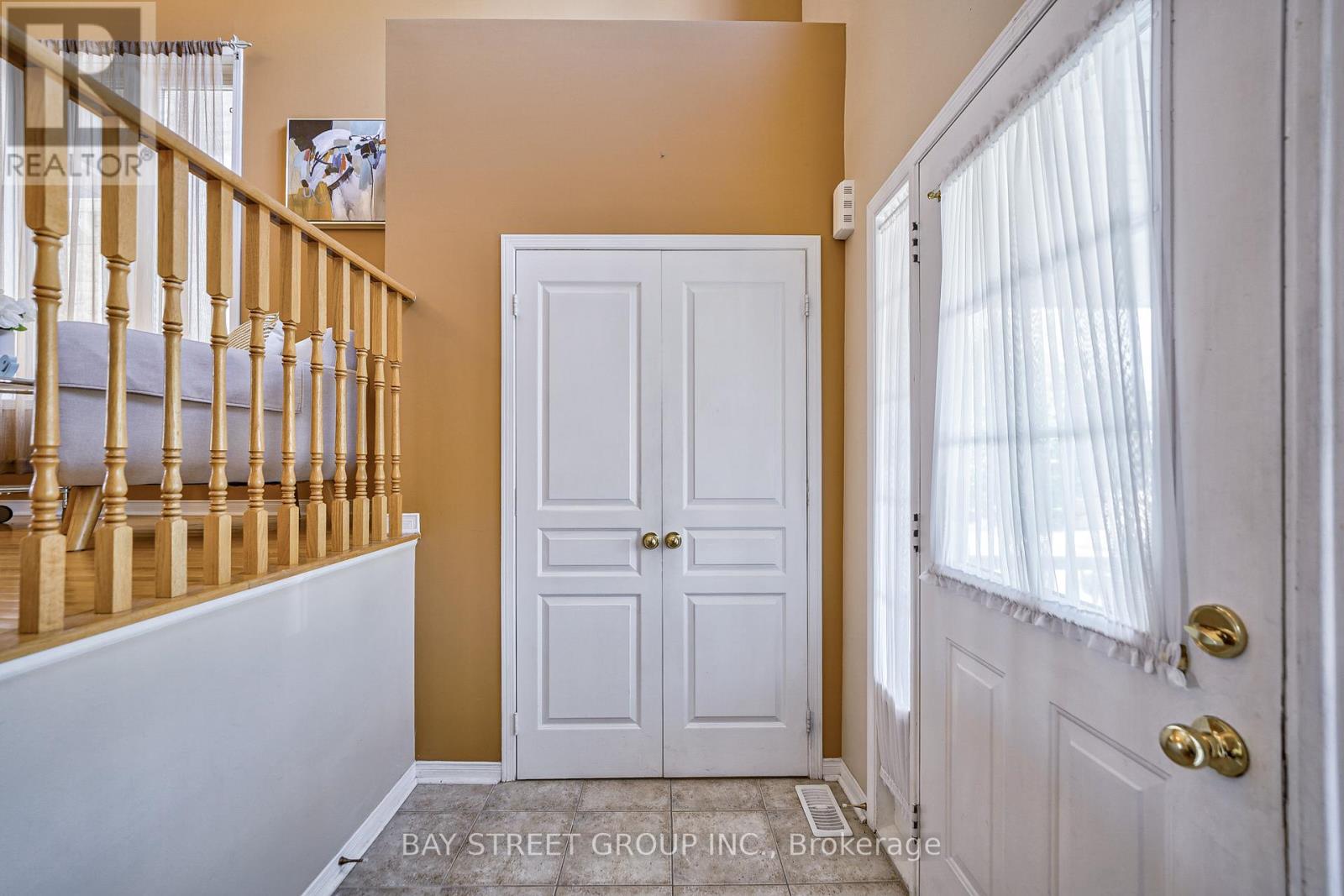 Property at 21 LOUGHLIN HILL CRESCENT image 3