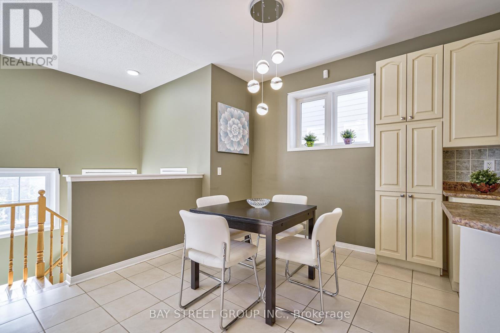 21 Loughlin Hill Crescent, Ajax, Ontario  L1Z 1P8 - Photo 9 - E12064987