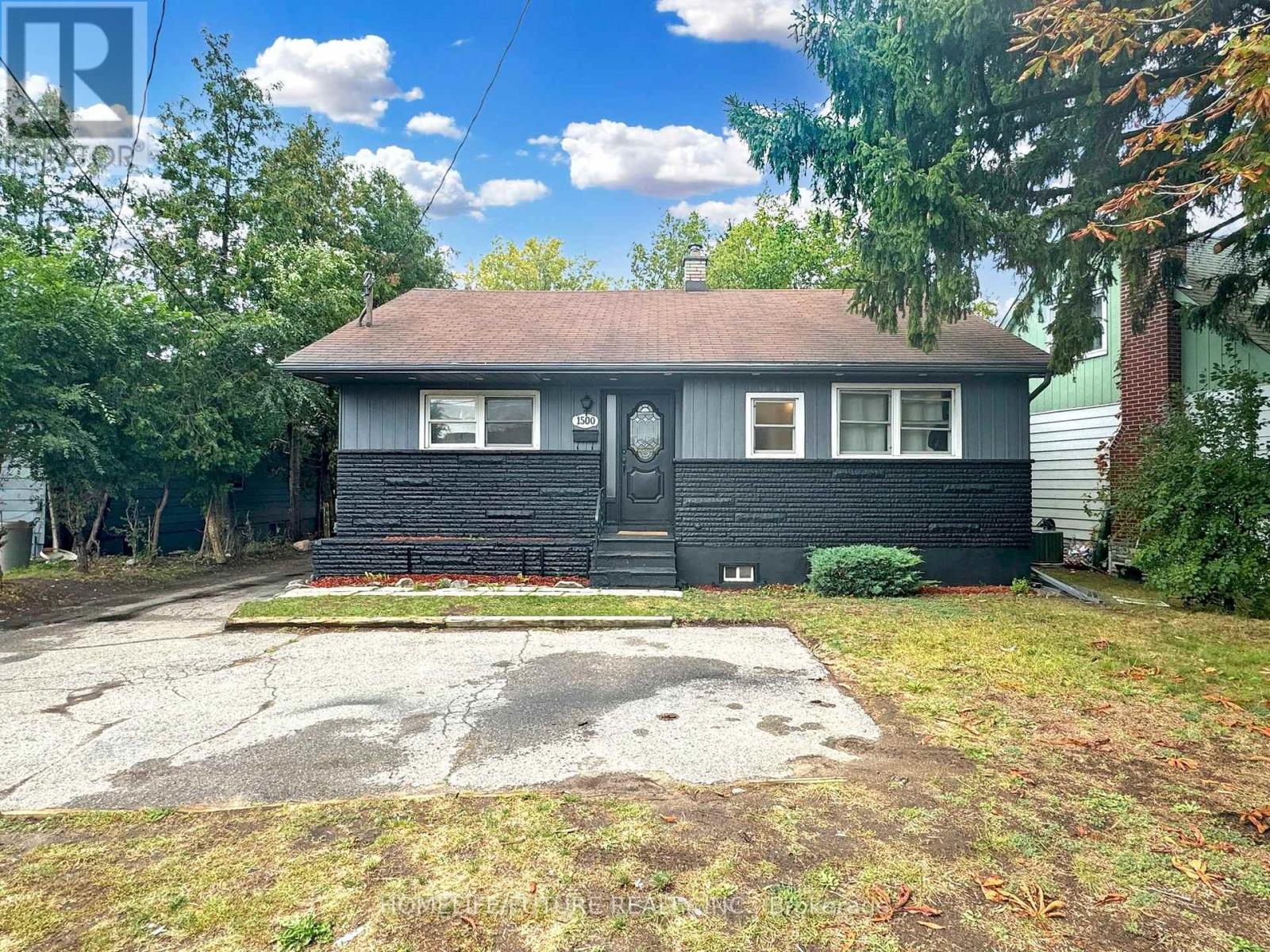 1500 Simcoe Street N, Oshawa, Ontario  L1G 4X7 - Photo 1 - E11987502