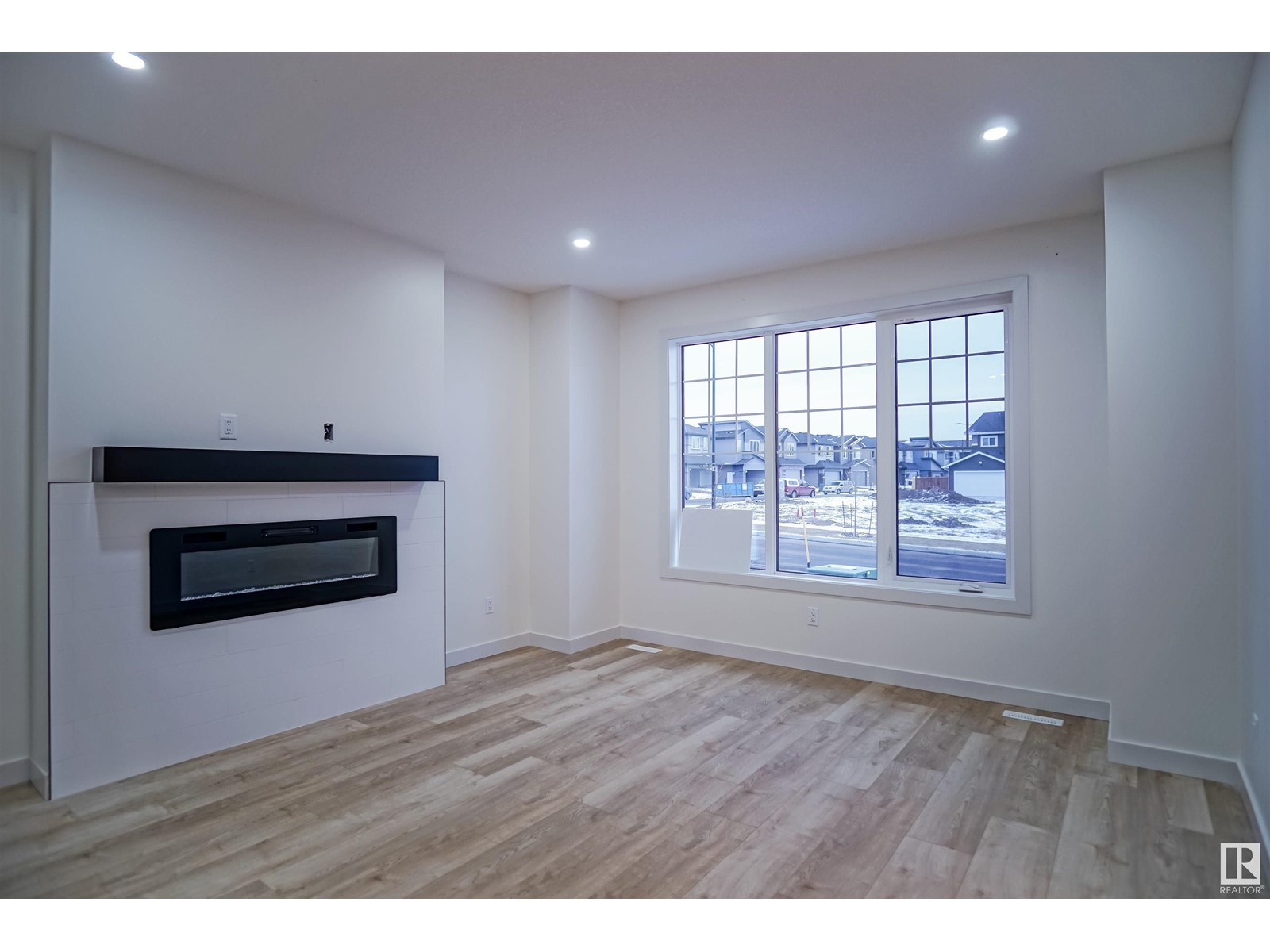 Property at 80 Blackbird BN image 4