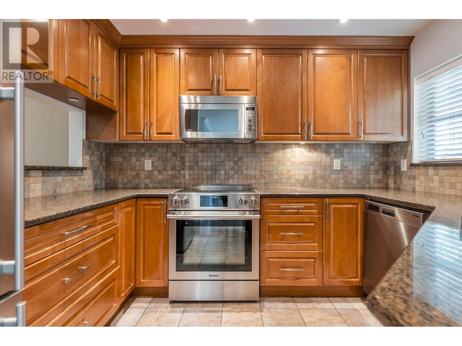 370 8333 Jones Road, Richmond, British Columbia  V6Y 3W9 - Photo 2 - R2983025