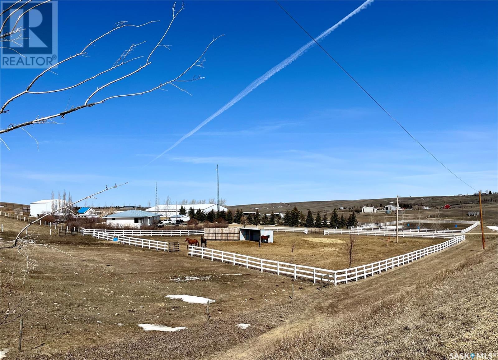 Cadrain Acres, Swift Current Rm No. 137, Saskatchewan  S9H 1L9 - Photo 1 - SK001880