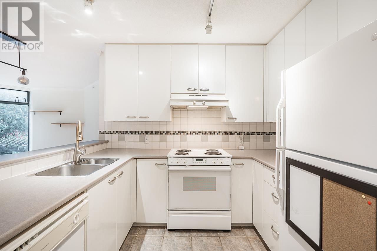 205 4505 Hazel Street, Burnaby, British Columbia  V5H 4T1 - Photo 13 - R2985341