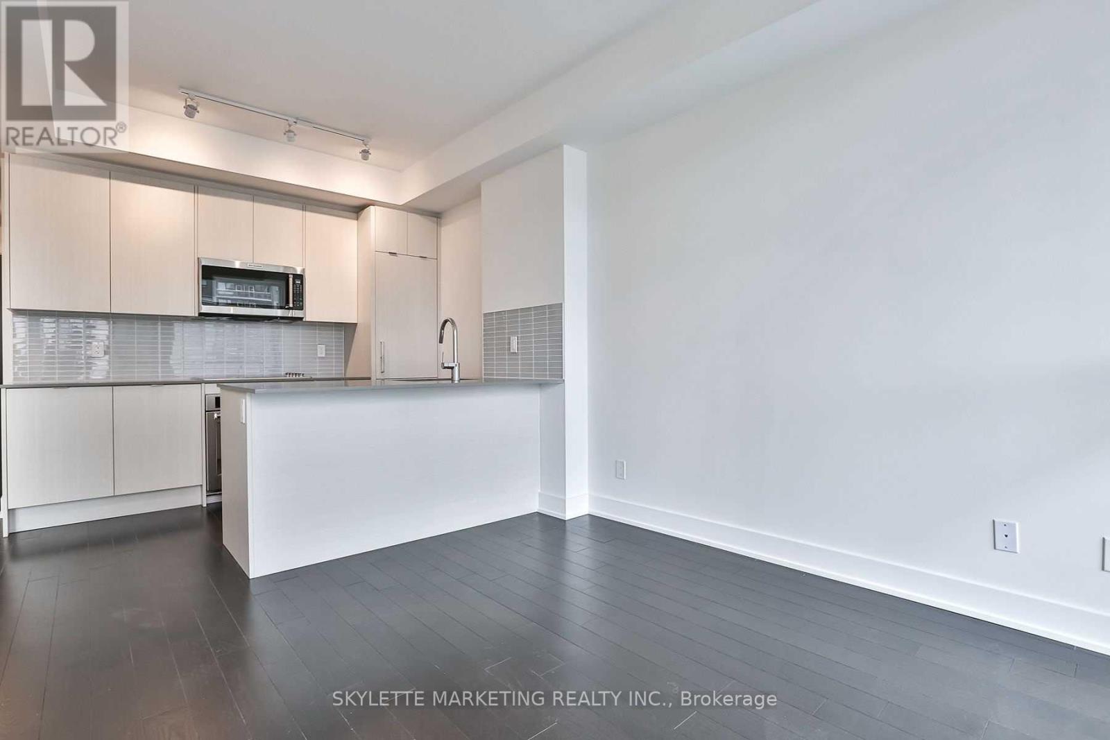 1005 - 181 Bedford Road, Toronto, Ontario  M5R 0C2 - Photo 2 - C12065035