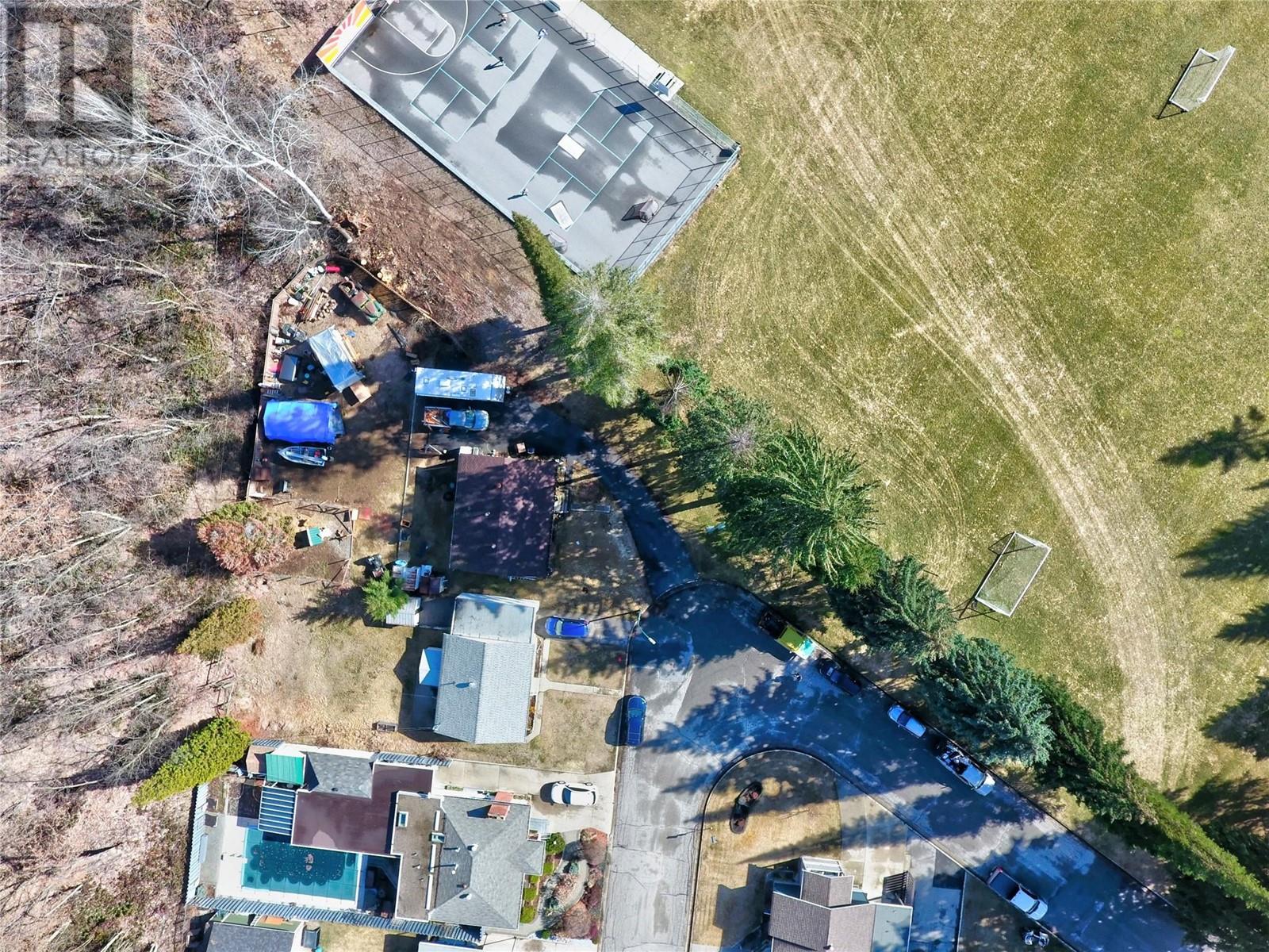 819 Glen Drive, Trail, British Columbia  V1R 1B5 - Photo 10 - 10341676