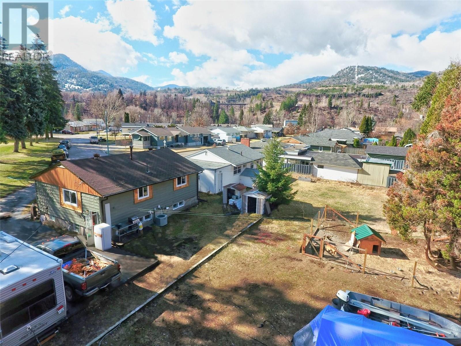 819 Glen Drive, Trail, British Columbia  V1R 1B5 - Photo 12 - 10341676