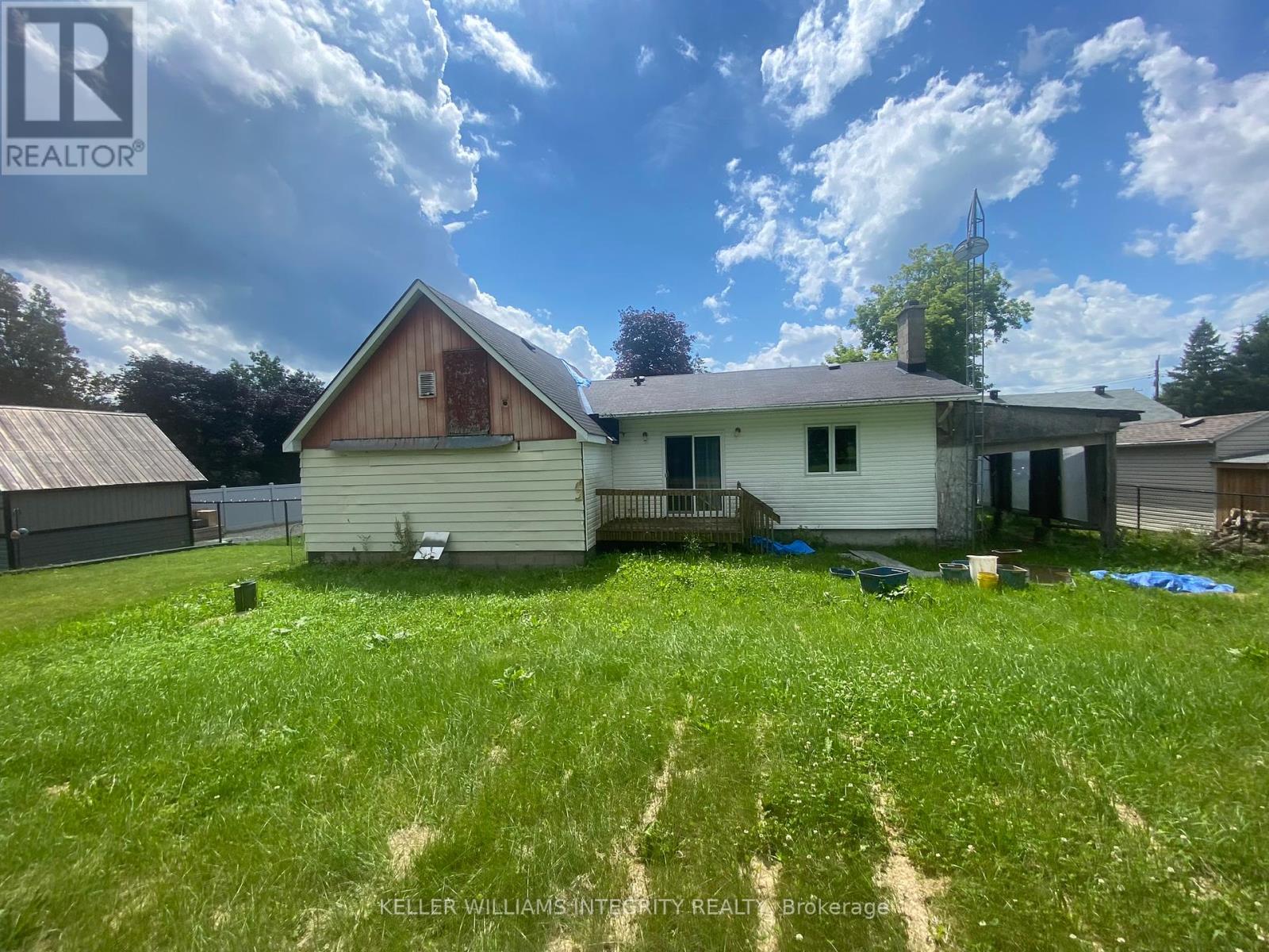 2415 Du Lac Road, Clarence-Rockland, Ontario  K0A 3N0 - Photo 25 - X12065065