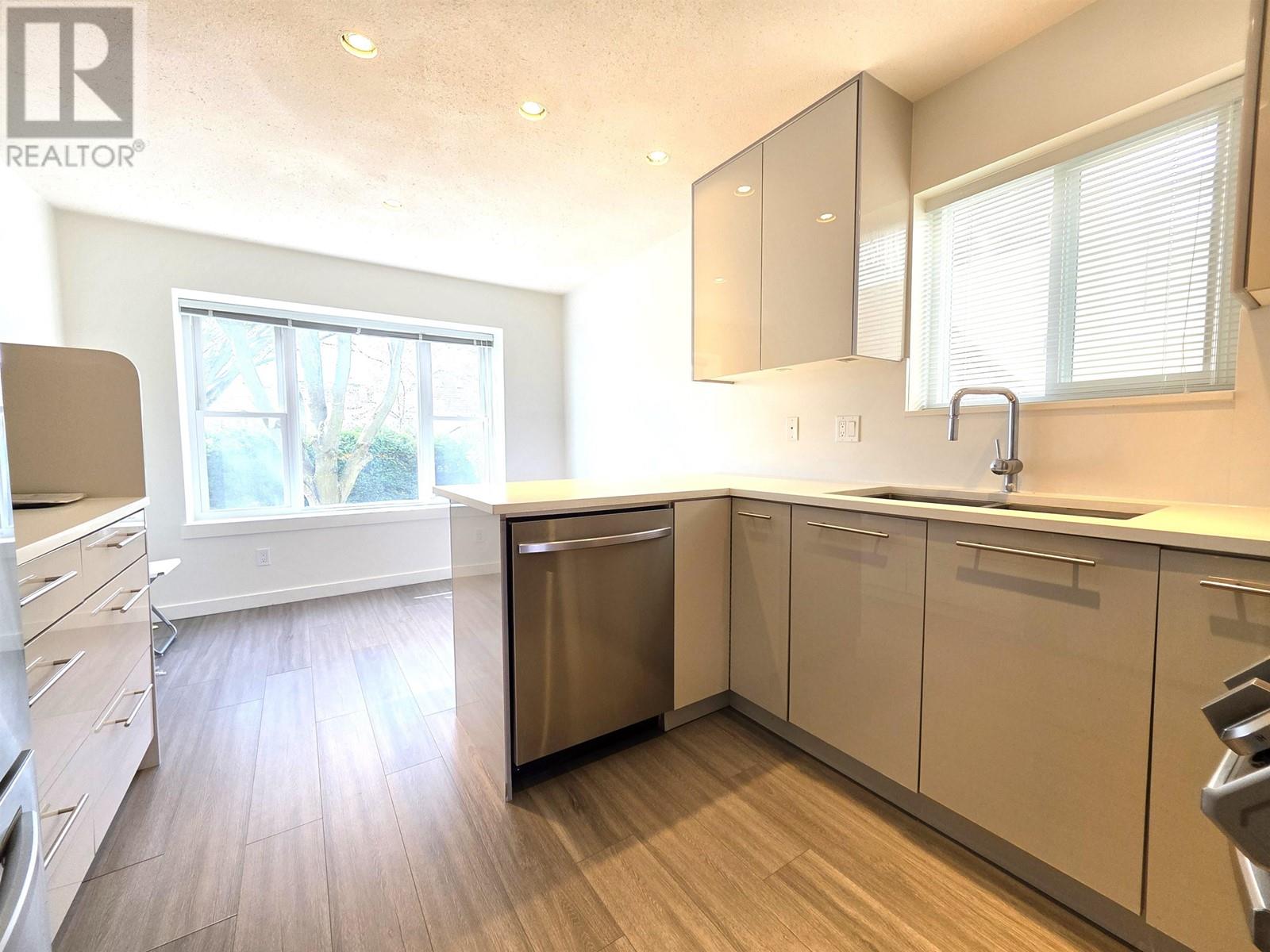 Listing Picture 14 of 18 : 8490 FRENCH STREET, Vancouver / 溫哥華 - 魯藝地產 Yvonne Lu Group - MLS Medallion Club Member