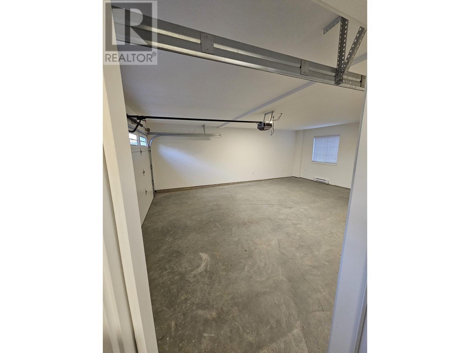 Property at 3 12018 237 STREET image 5