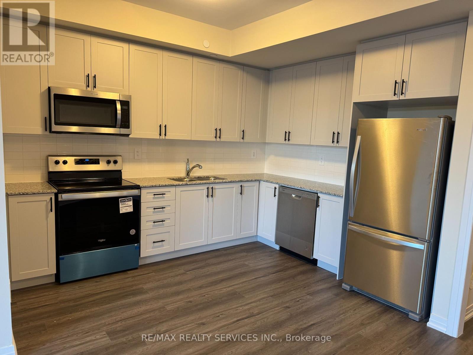Property at 130 - 1573 ROSE WAY image 4