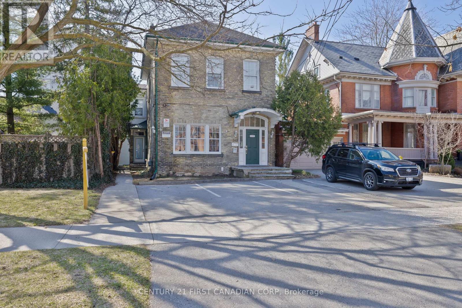 Property at 389 DUFFERIN AVENUE image 1