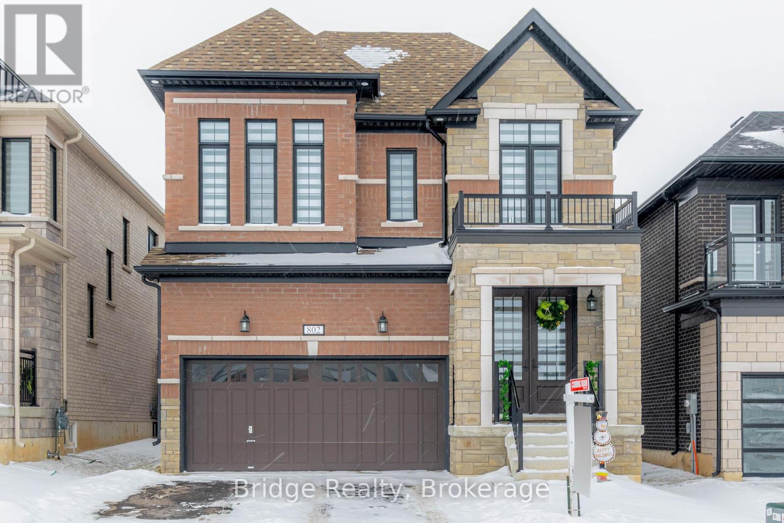 Property at 802 SOBESKI AVENUE image 2