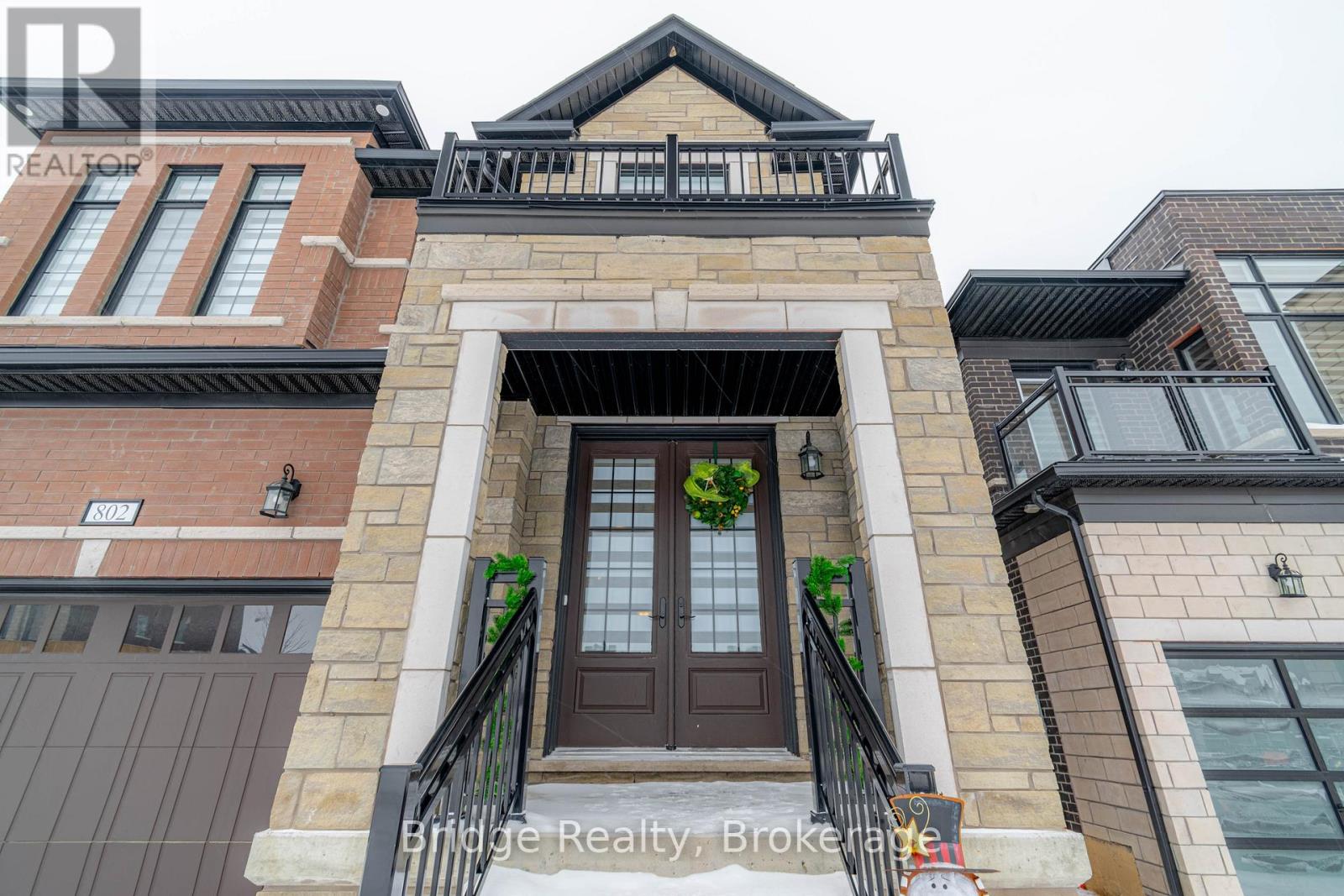 Property at 802 SOBESKI AVENUE image 4