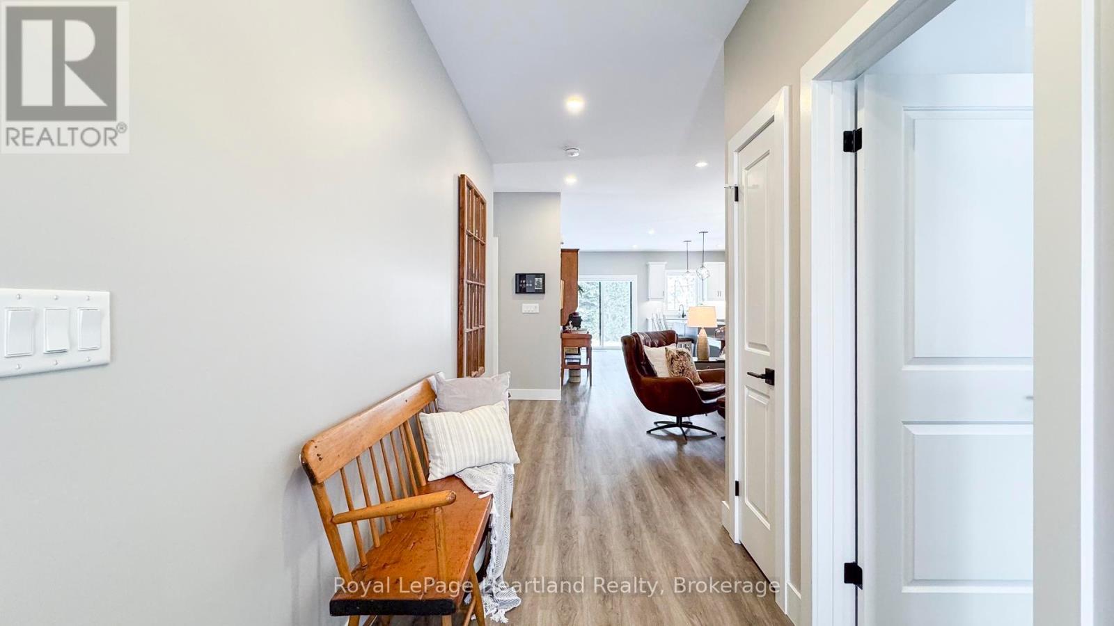 144 Main Street N, Huron East (Seaforth), Ontario  N0K 1W0 - Photo 4 - X11963776