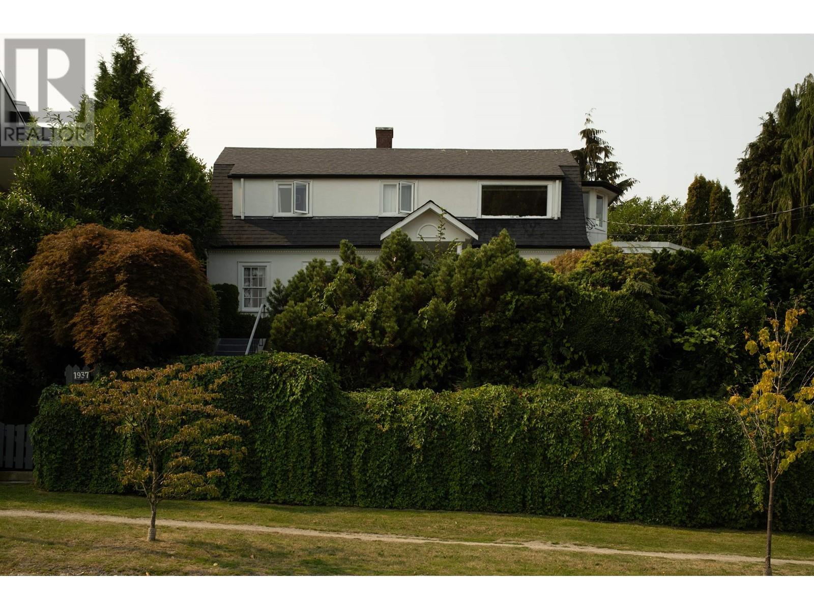 1937 TOLMIE STREET, vancouver, British Columbia