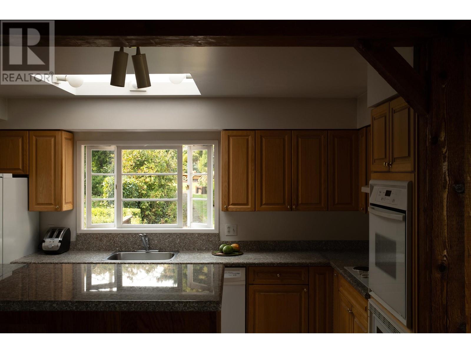 1937 Tolmie Street, Vancouver, British Columbia  V6R 4C1 - Photo 31 - R2962691