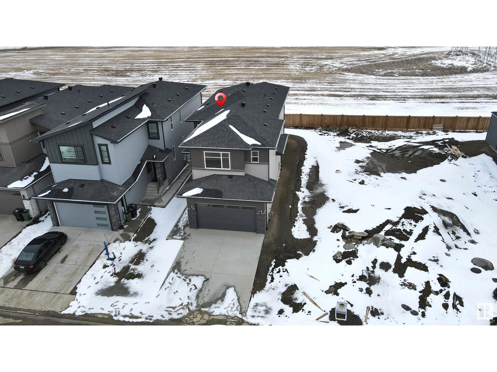 Property at 2904 1 AV SW image 2