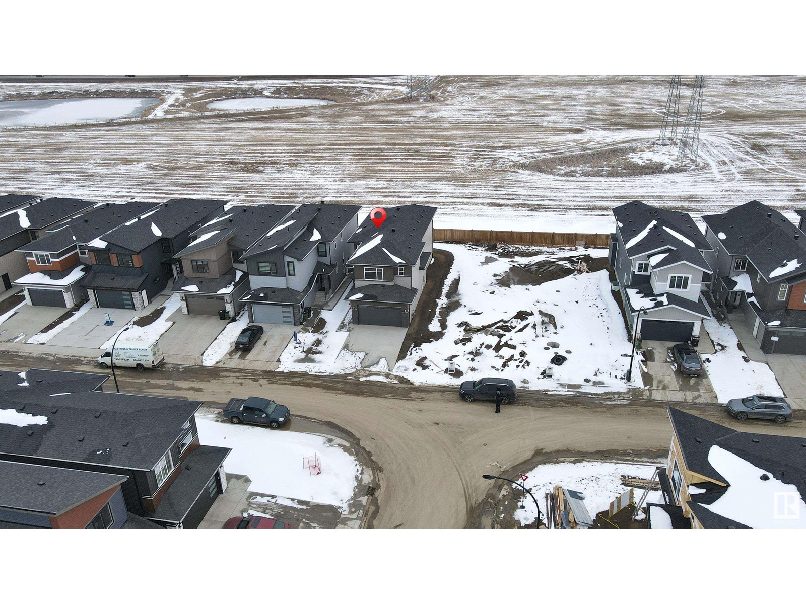 Property at 2904 1 AV SW image 4