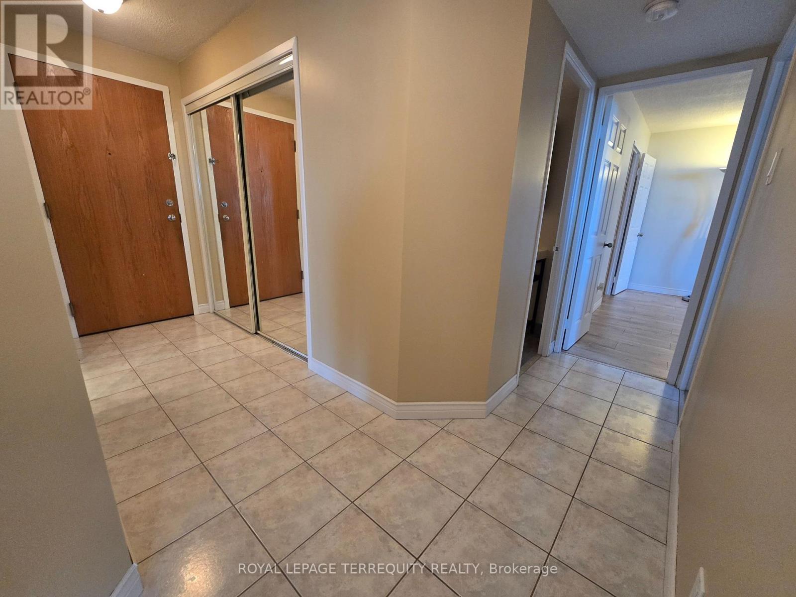 1209 - 61 Markbrook Lane, Toronto, Ontario  M9V 5E7 - Photo 3 - W12065154