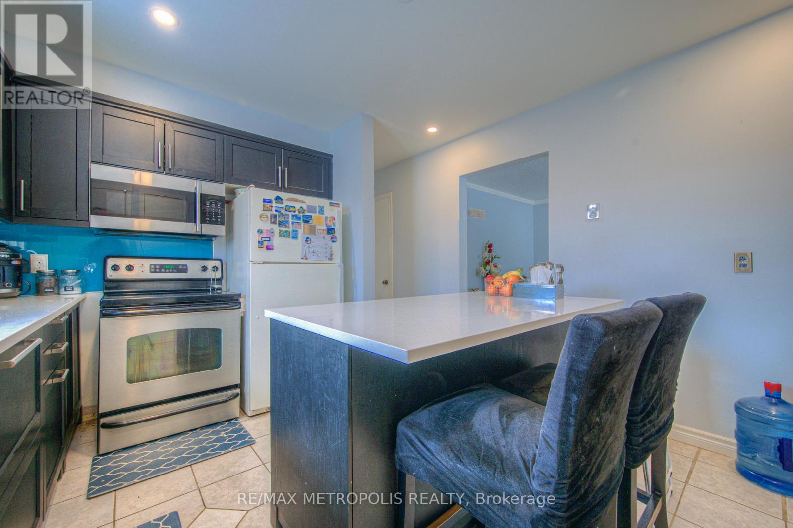 76 Glen Road, Cambridge, Ontario  N1R 4L6 - Photo 11 - X12065166