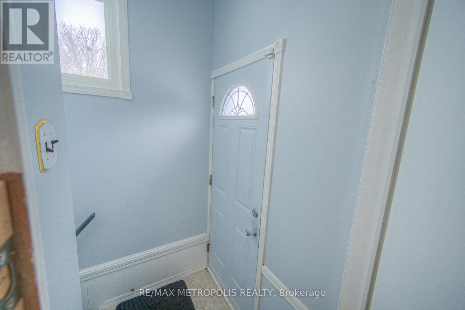 76 Glen Road, Cambridge, Ontario  N1R 4L6 - Photo 14 - X12065166