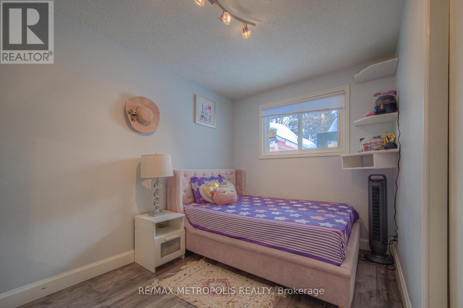 76 Glen Road, Cambridge, Ontario  N1R 4L6 - Photo 17 - X12065166
