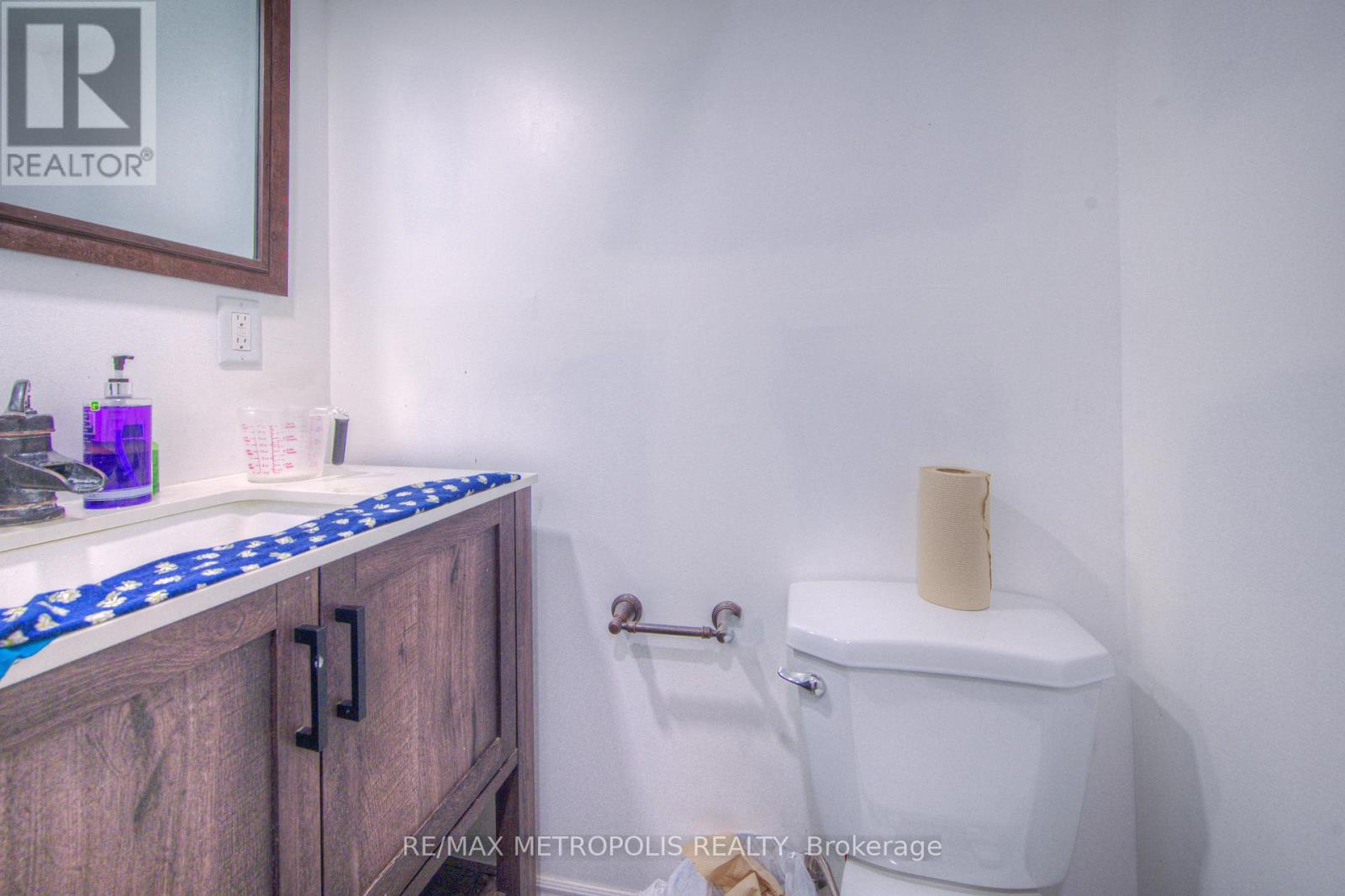 76 Glen Road, Cambridge, Ontario  N1R 4L6 - Photo 25 - X12065166