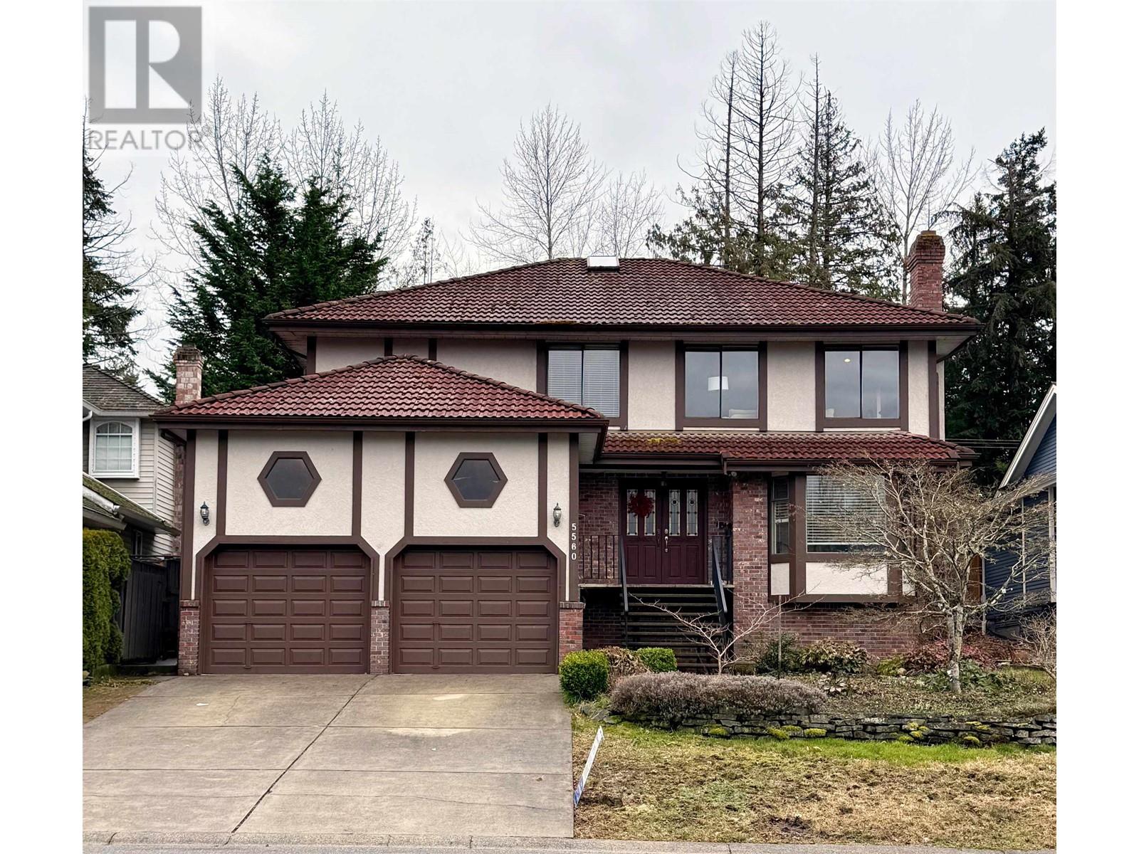 Property at 5560 WALLACE AVENUE image 2