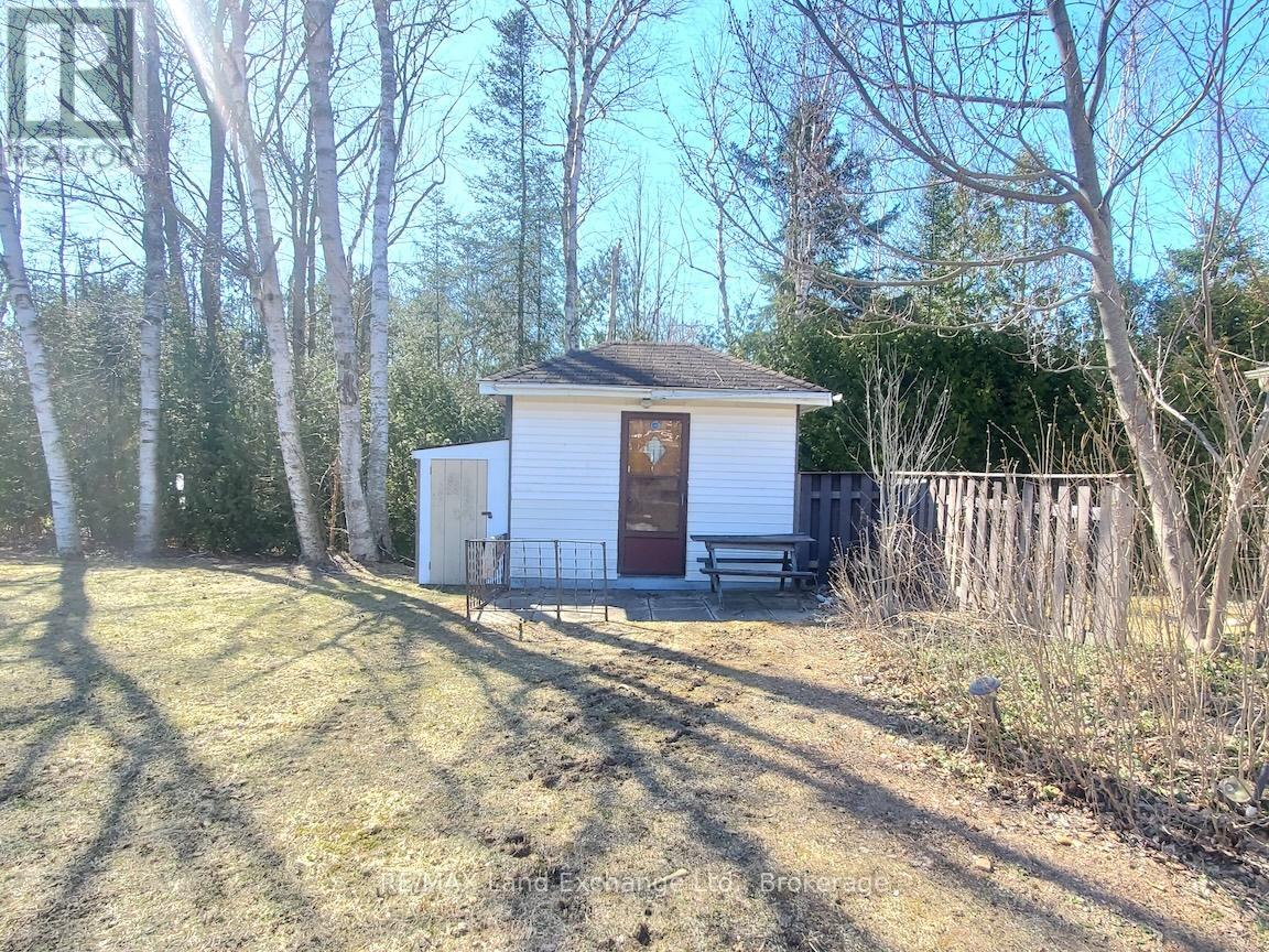 22 Southampton Parkway, South Bruce Peninsula, Ontario  N0H 2G0 - Photo 37 - X11945776
