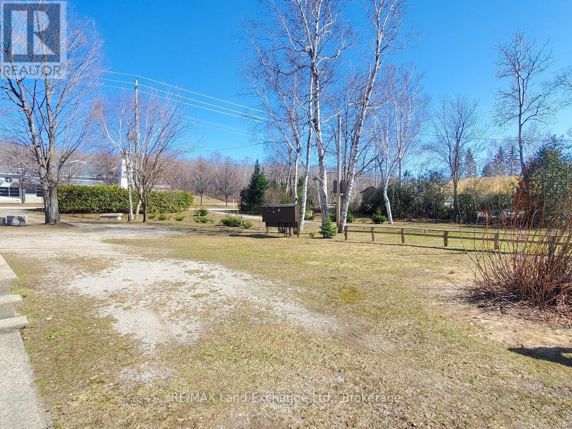 22 Southampton Parkway, South Bruce Peninsula, Ontario  N0H 2G0 - Photo 39 - X11945776