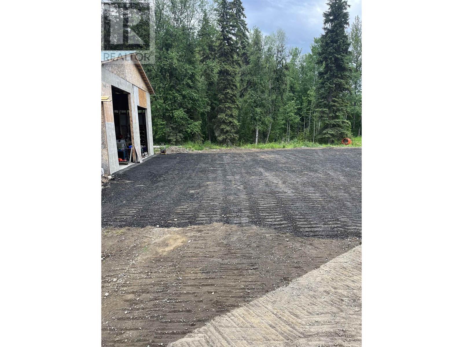 10860 Lake Creek Road, Hixon, British Columbia  V0K 1S0 - Photo 13 - C8065982