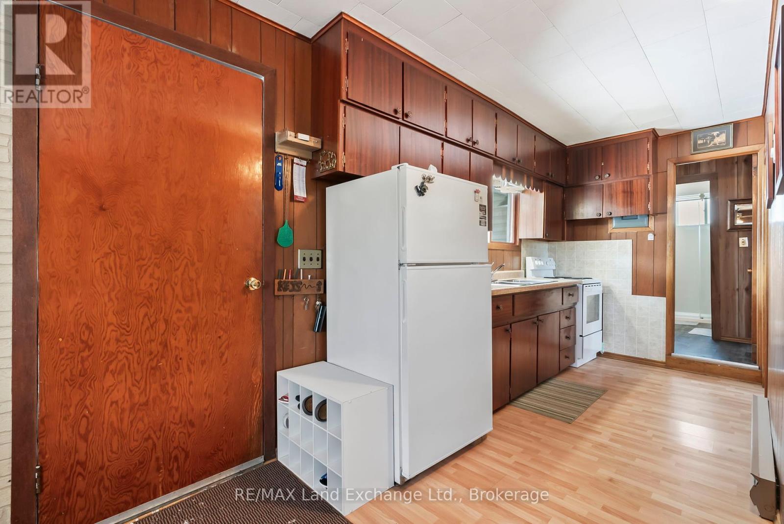 22 Southampton Parkway, South Bruce Peninsula, Ontario  N0H 2G0 - Photo 6 - X11945788