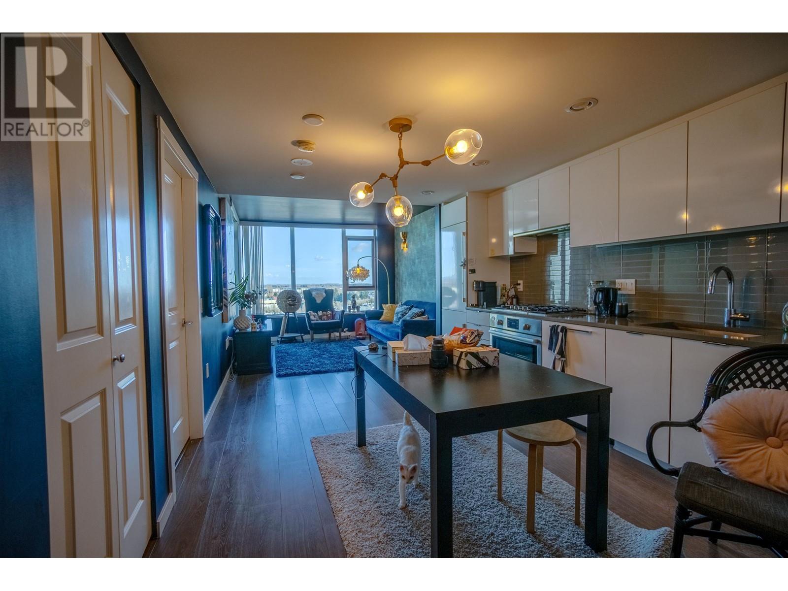 Listing Picture 4 of 7 : 1602 3331 BROWN ROAD, Richmond / 烈治文 - 魯藝地產 Yvonne Lu Group - MLS Medallion Club Member