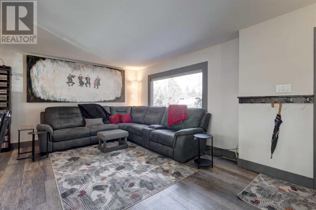 Property at 120 Glacier Drive SW image 5