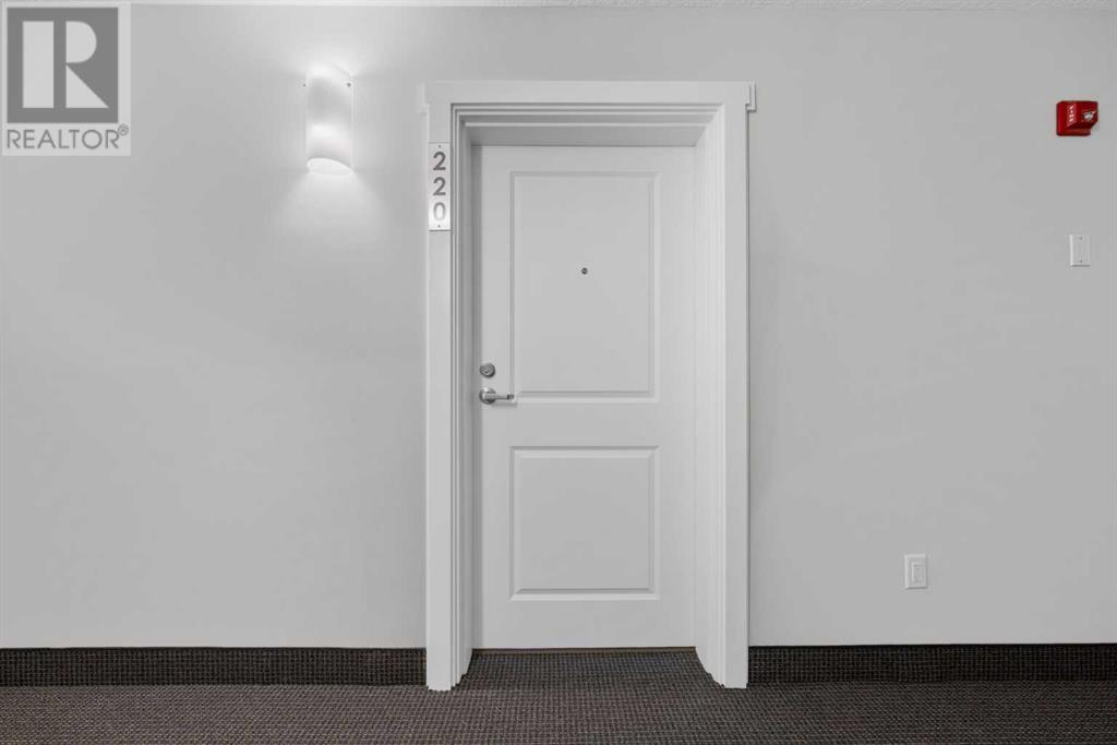 Property at 220, 1506 Tamarack Boulevard image 5