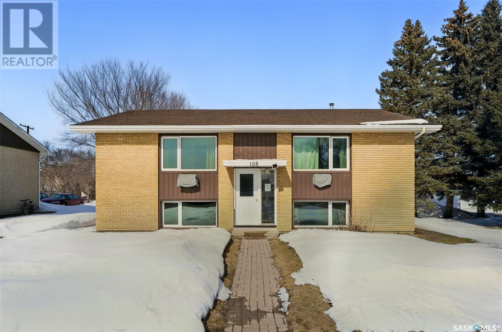 108 3rd AVENUE E, Watrous, Saskatchewan
