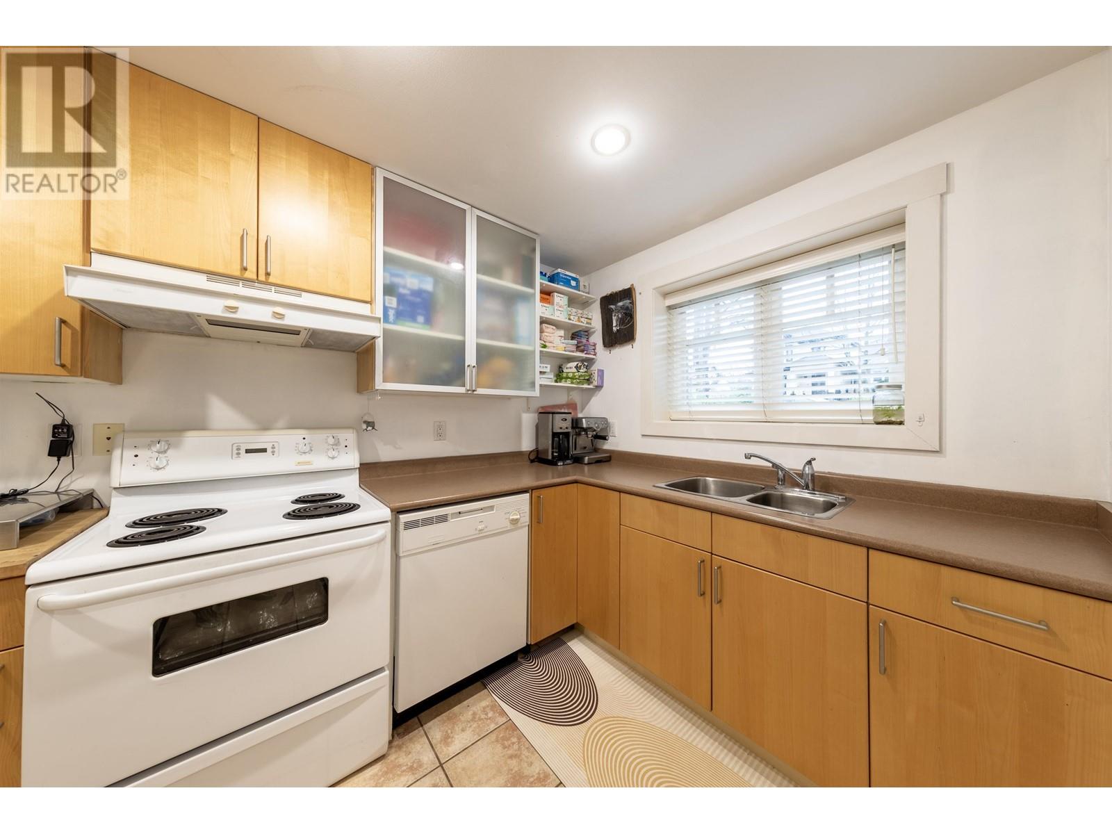 3389 W 21st Avenue, Vancouver, British Columbia  V6S 1G8 - Photo 18 - R2973601