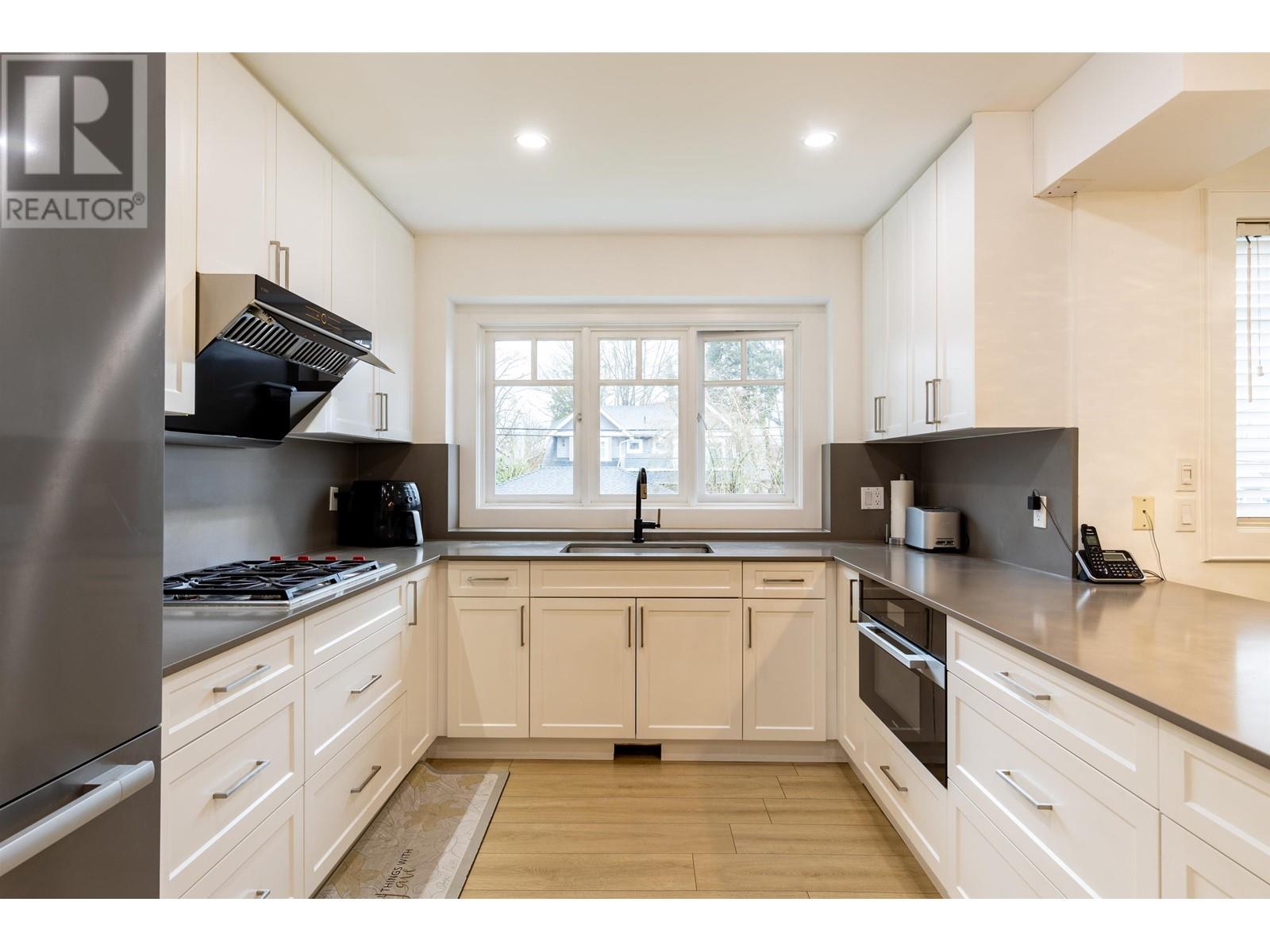 3389 W 21st Avenue, Vancouver, British Columbia  V6S 1G8 - Photo 7 - R2973601