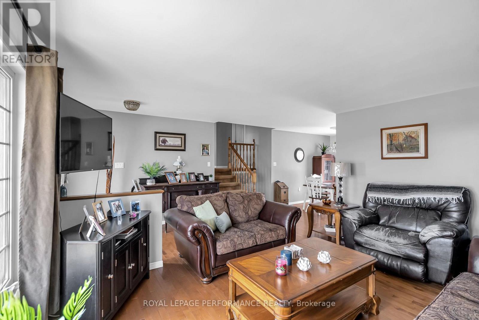 4970 Morgan Road, South Stormont, Ontario  K0C 1M0 - Photo 9 - X12065230