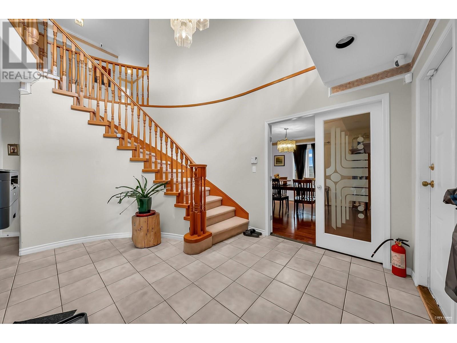 Property at 1188 WELLINGTON DRIVE image 5