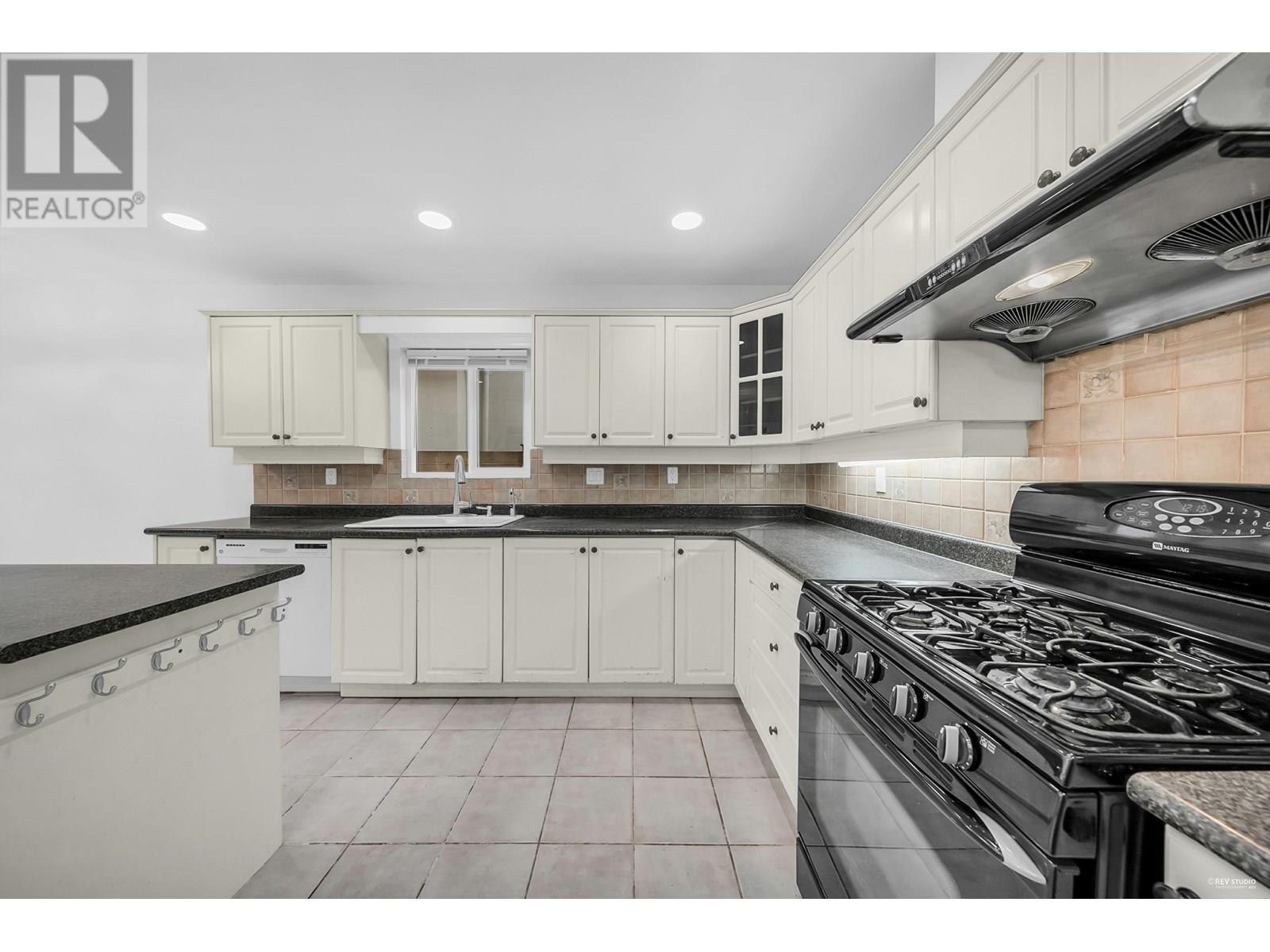 1188 Wellington Drive, North Vancouver, British Columbia  V7K 1L2 - Photo 12 - R2958179