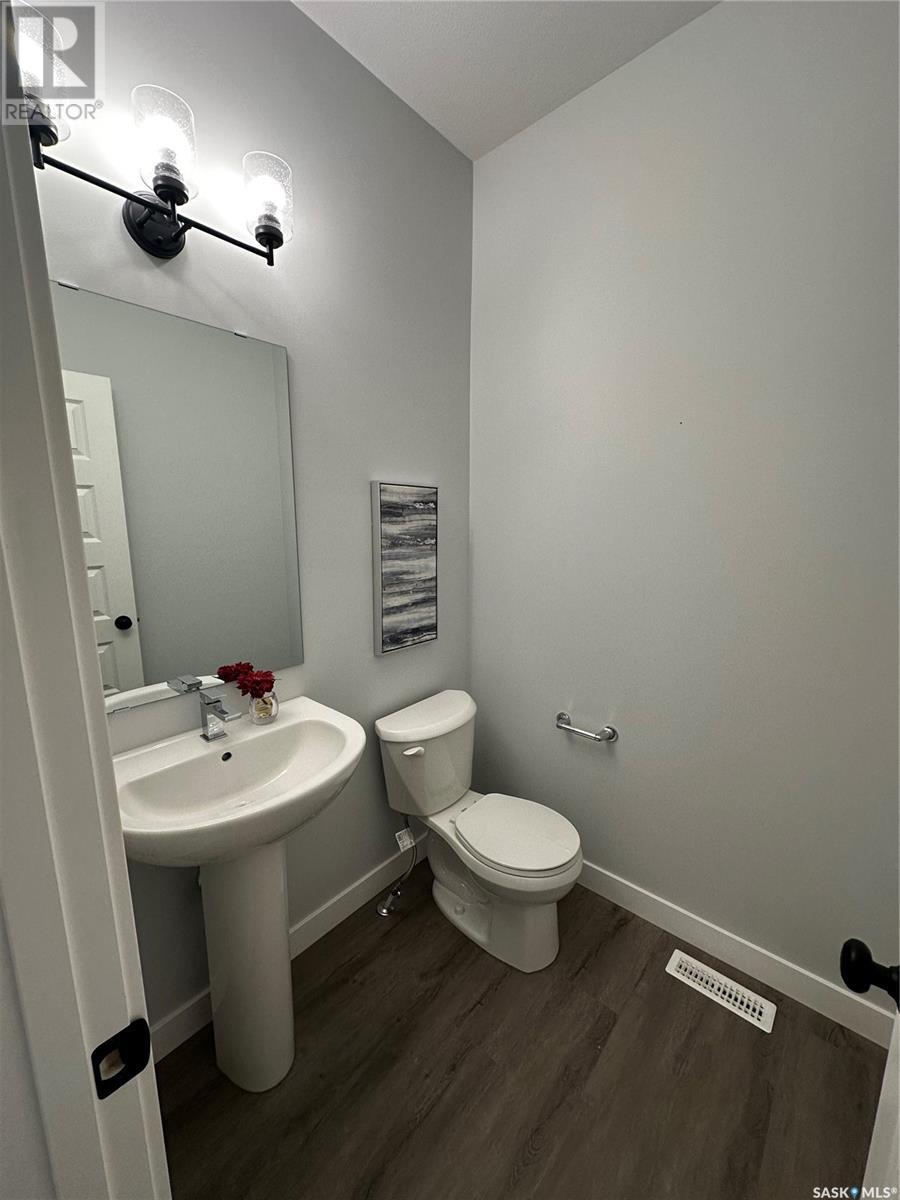 538 Myles Heidt Manor, Saskatoon, Saskatchewan  S7W 0Z4 - Photo 5 - SK001945