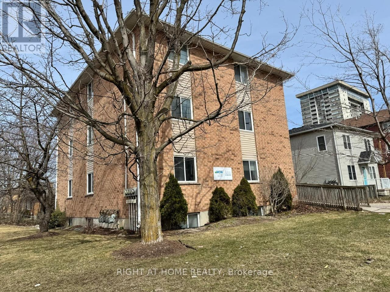 26 COLUMBIA STREET W, Waterloo, Ontario