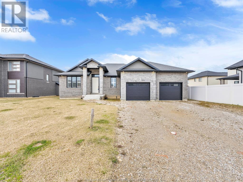 Property at 1901 VILLA CANAL DRIVE image 3