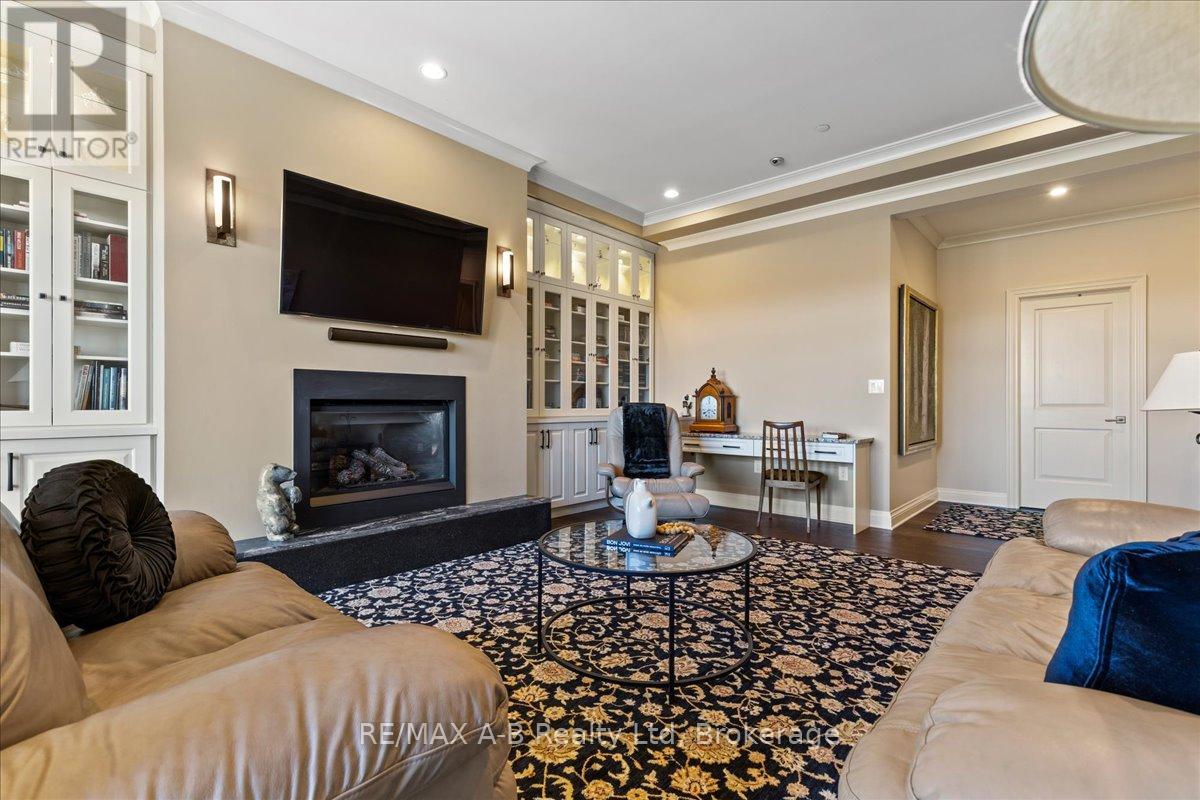 405 - 36 Front Street, Stratford, Ontario  N5A 0C2 - Photo 42 - X12065302
