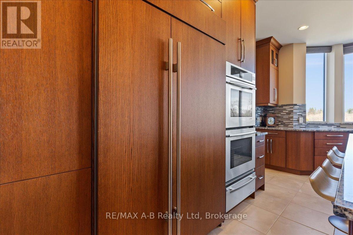 405 - 36 Front Street, Stratford, Ontario  N5A 0C2 - Photo 43 - X12065302